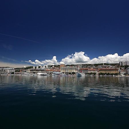 Apartamento Chrystal Apps Integral Rijeka Exterior foto